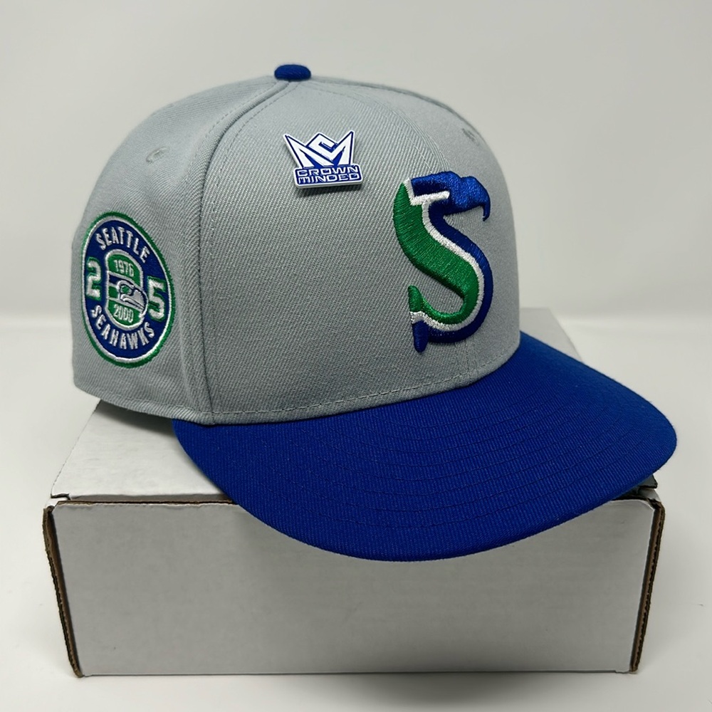 Crown Minded Seattle Seahawks ‘Retro Modern Crossover’ Fitted Hat Size 7 3/8